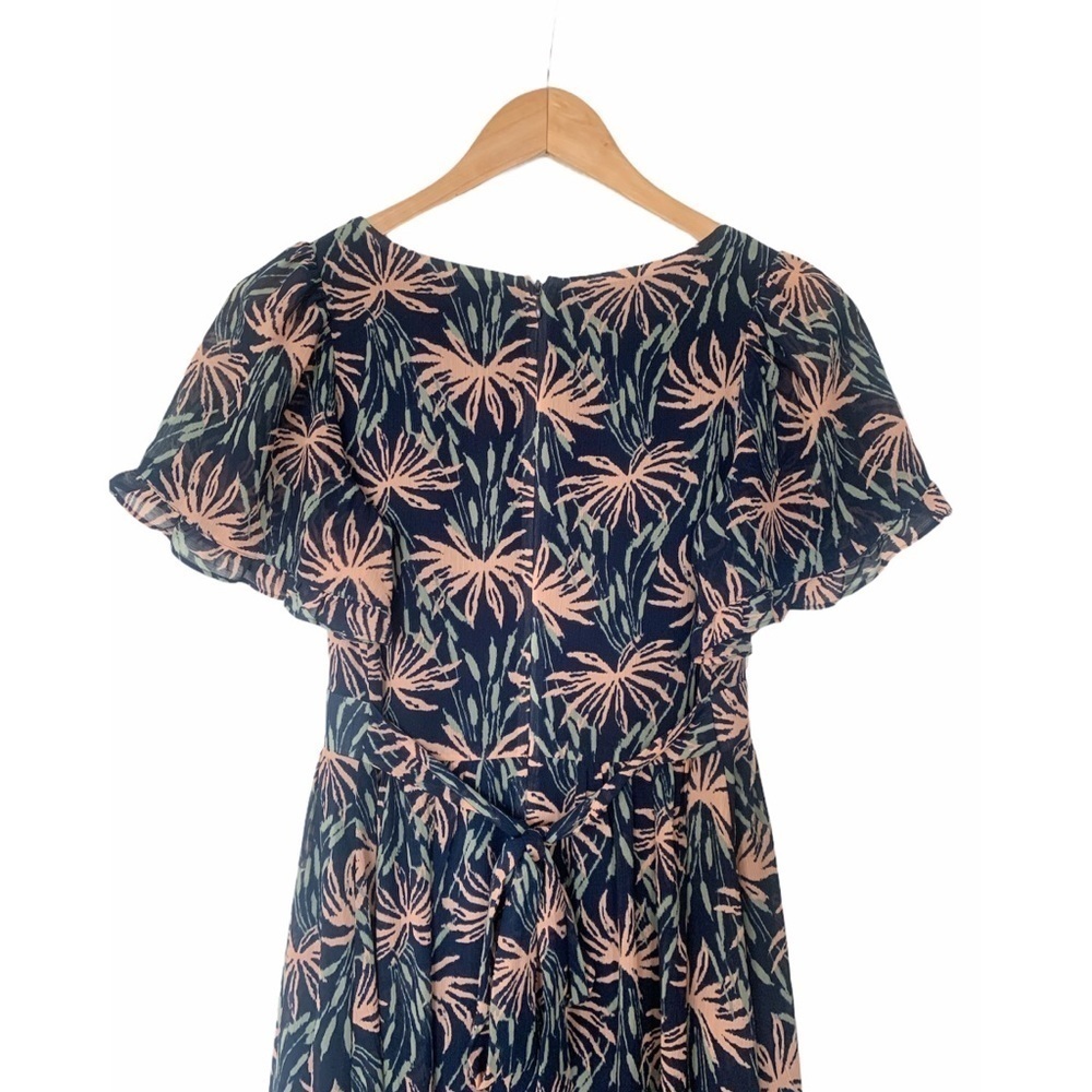 Madewell Ruffle-Sleeve Midi Dress in Oasis Palms - Picture 10 of 11